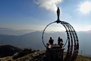 CIMA GREM (2049 m) con neve novembrina e al BIVACCO TELINI (1647 m) il 20 novembre 2017 - FOTOGALLERY